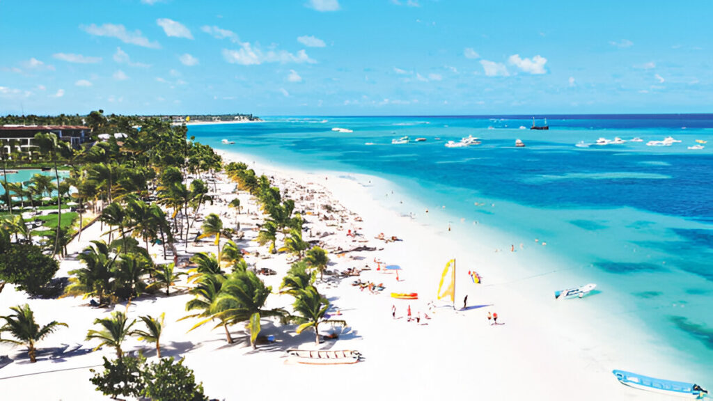 Aerial view of white sandy Bávaro Beach with turquoise waters in Punta Cana